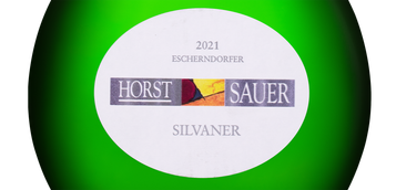 Полусухое вино из Германии Escherndorfer Silvaner