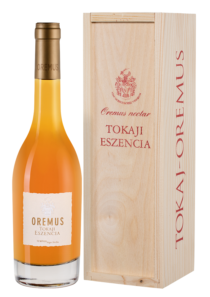Вино Tokaji Eszencia, Oremus, 2009, 0.375л, (125947), Венгрия, Токай, белое, сладкое, 0.375 л, Токай Эссенция, цена 97490 рублей