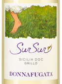 Вино с персиковым вкусом SurSur Grillo