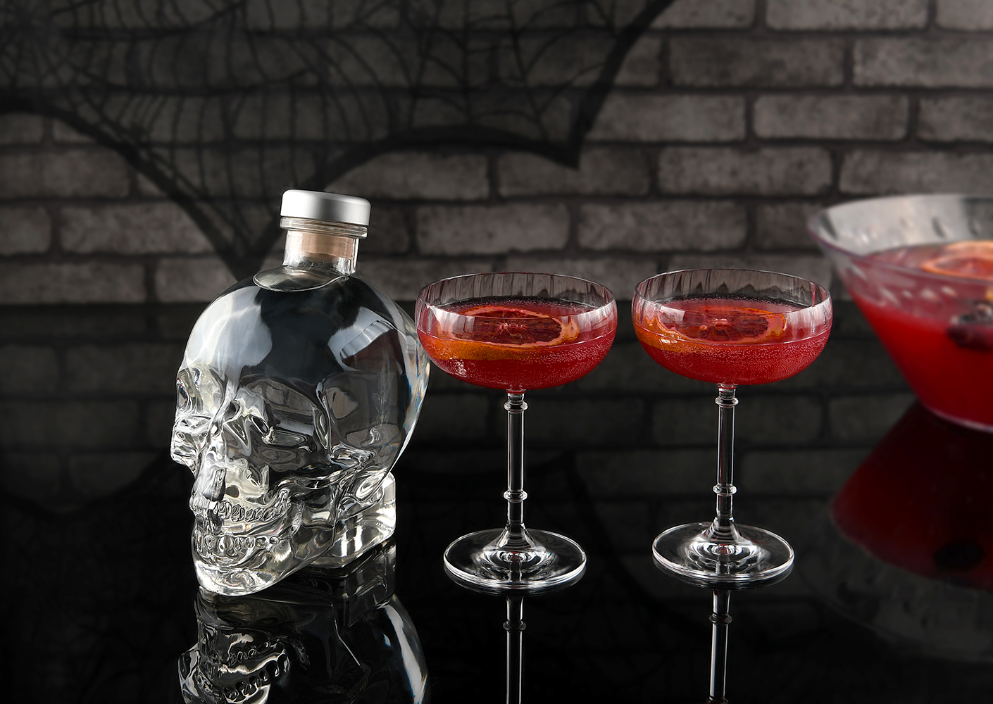 Водка Crystal Head в подарочной упаковке, (159461), Канада, 0.7 л, Водка Кристал Хэд, цена 11990 рублей