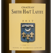 Вино с персиковым вкусом Chateau Smith Haut-Lafitte Blanc
