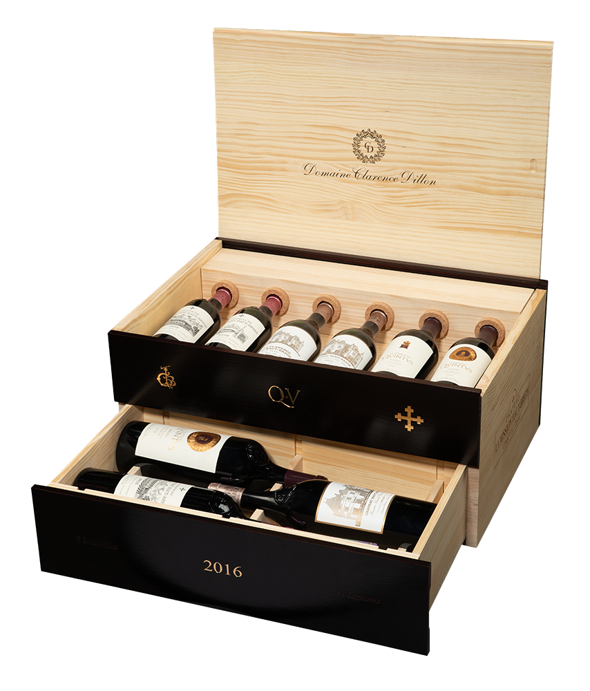 Вино в подарочном сете Domaine Clarence Dillon, 1.5л, (153673), Франция, Бордо, 1.5 л, Набор вин: Кларанс Диллон, цена 1999990 рублей