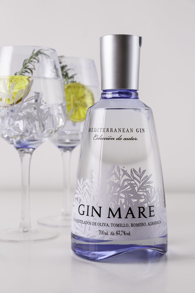 Джин Gin Mare, (102660), Испания, 0.7 л, Джин Маре, цена 4490 рублей