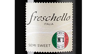 Вино Freschello Rosso Sweet Italy, (148339), красное полусладкое, 0.75 л, Фрескелло Россо Свит Итали цена 1290 рублей