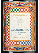 Вино Dolce&Gabbana Cuordilava в подарочной упаковке, (129317), gift box в подарочной упаковке, красное сухое, 2017 г., 0.75 л, Куордилава цена 16990 рублей