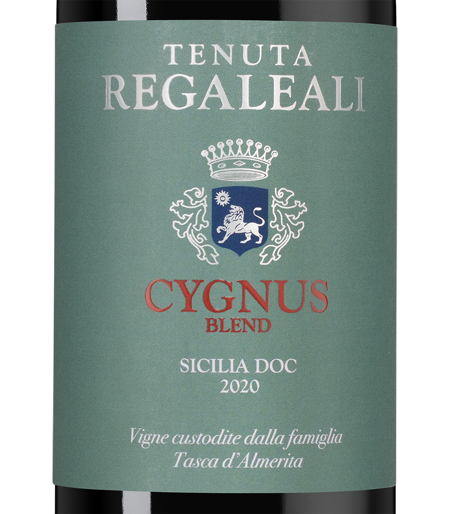 Вино Tenuta Regaleali Cygnus в подарочной упаковке, Tasca d'Almerita, 2020, (150563), Италия, Сицилия, красное, сухое, 0.75 л, Тенута Регалеали Чинюс, цена 6490 рублей