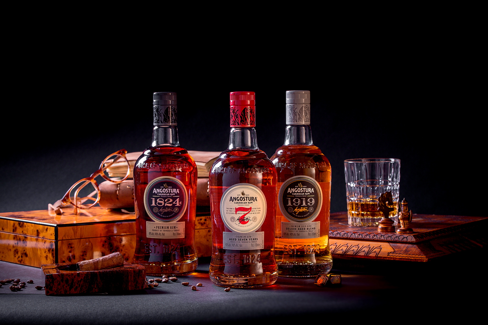 Ром Angostura 1824 Aged 12 Years, (159574), Тринидад и Тобаго, 0.7 л, Ангостура 1824 Эйджд 12 Лет, цена 12490 рублей