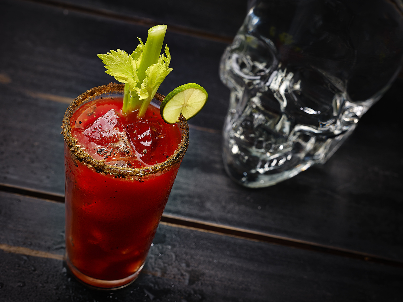 Водка Crystal Head, (126489), Канада, 0.7 л, Водка Кристал Хэд, цена 11490 рублей