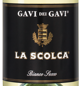 Вино белое сухое Gavi dei Gavi (Etichetta Nera) в подарочной упаковке