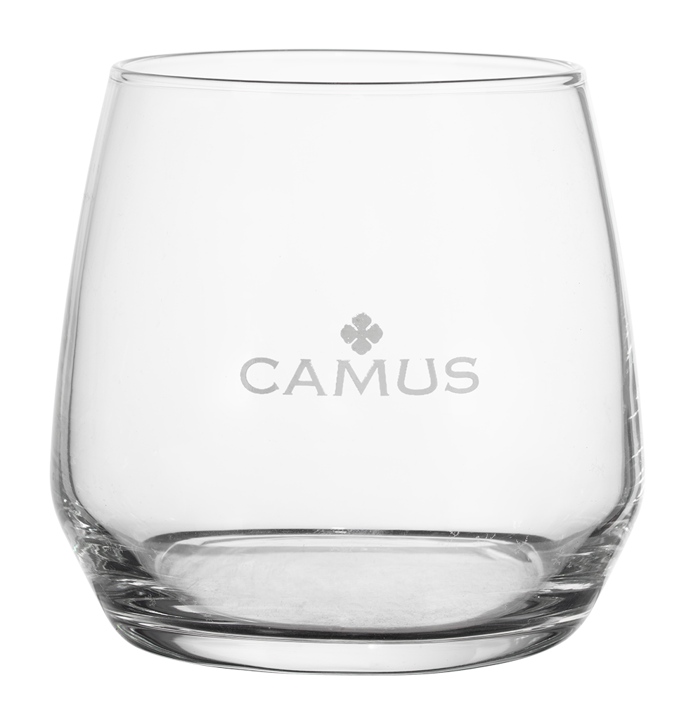 Коньяк Camus VSOP Intensely Aromatic в подарочной упаковке с 2-мя бокалами, (139239), Франция, Коньяк, 0.7 л, Камю VSOP, цена 11490 рублей