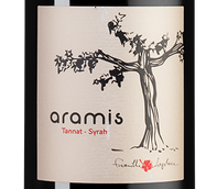 Вино с ежевичным вкусом Aramis Rouge