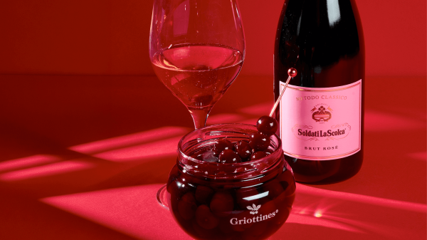 Дарим вишню в ликере к игристому: La Scolca Brut Rosé x Griottines