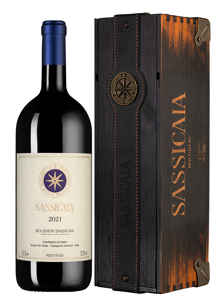 Вино Sassicaia в подарочной упаковке, Tenuta San Guido, 2021, 1.5л, (159392), Италия, Тоскана, красное, сухое, 1.5 л, Сассикайя, цена 299990 рублей