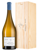 Вино со вкусом хлебной корки Puligny-Montrachet Premier Cru Les Referts в подарочной упаковке