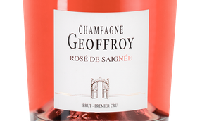 Розовое шампанское Rose de Saignee Premier Cru Brut в подарочной упаковке