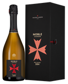 Noble Champagne Brut в подарочной упаковке
