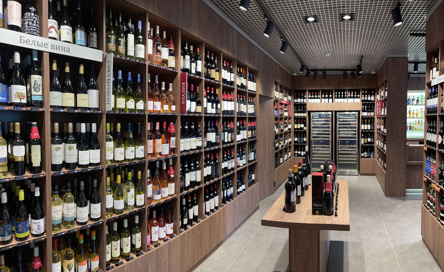 Винотека SimpleWine Комендантский проспект