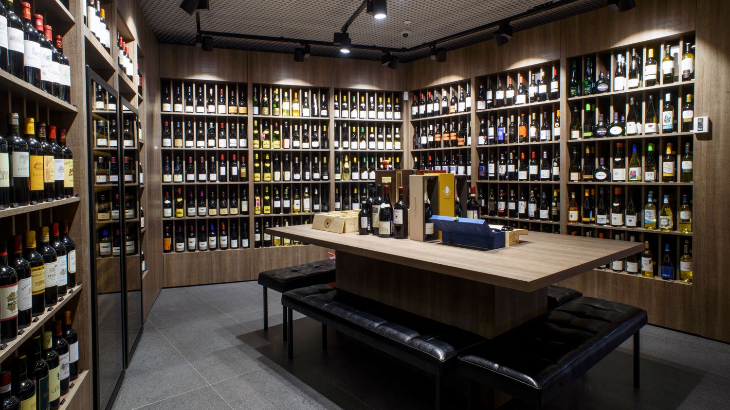 Винотека SimpleWine Башня Федерация