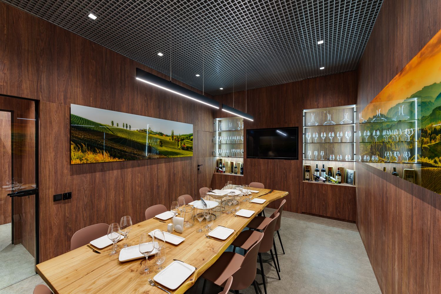 Винотека SimpleWine Мосфильмовская