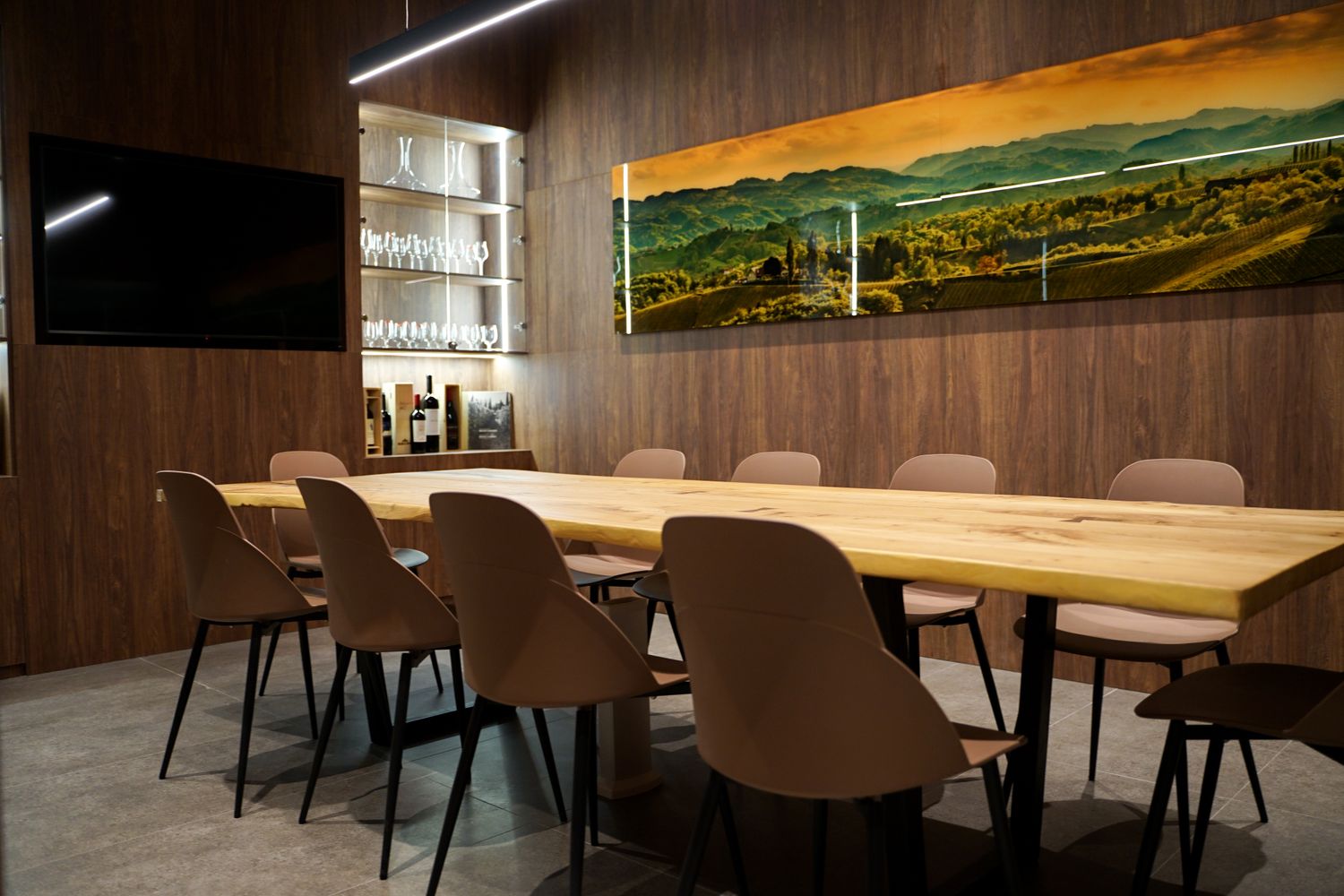 Винотека SimpleWine Мосфильмовская