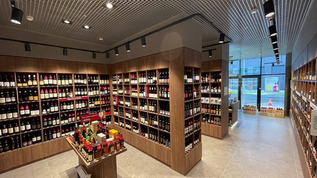 Винотека SimpleWine ЖК Lucky