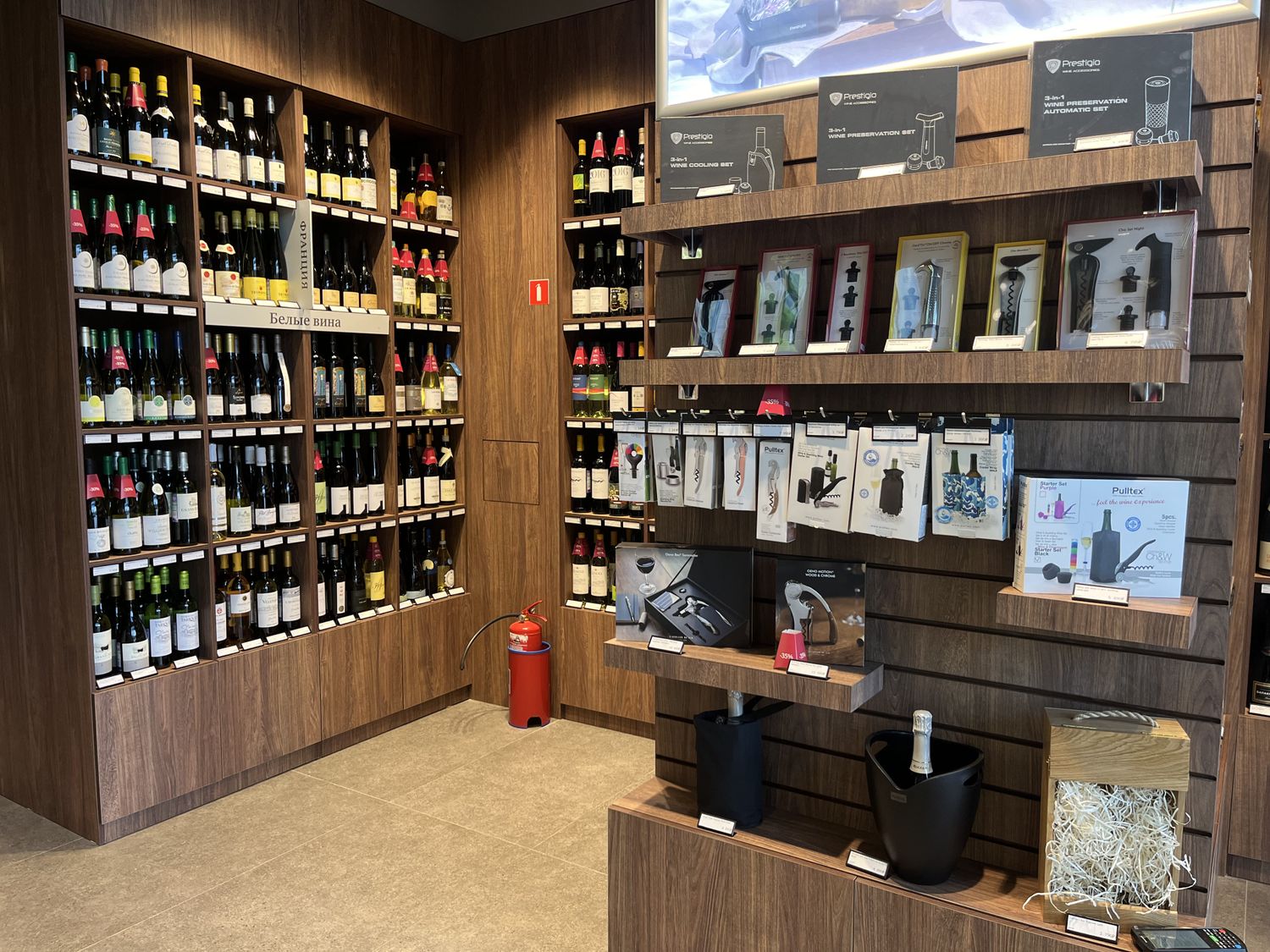 Винотека SimpleWine Slava