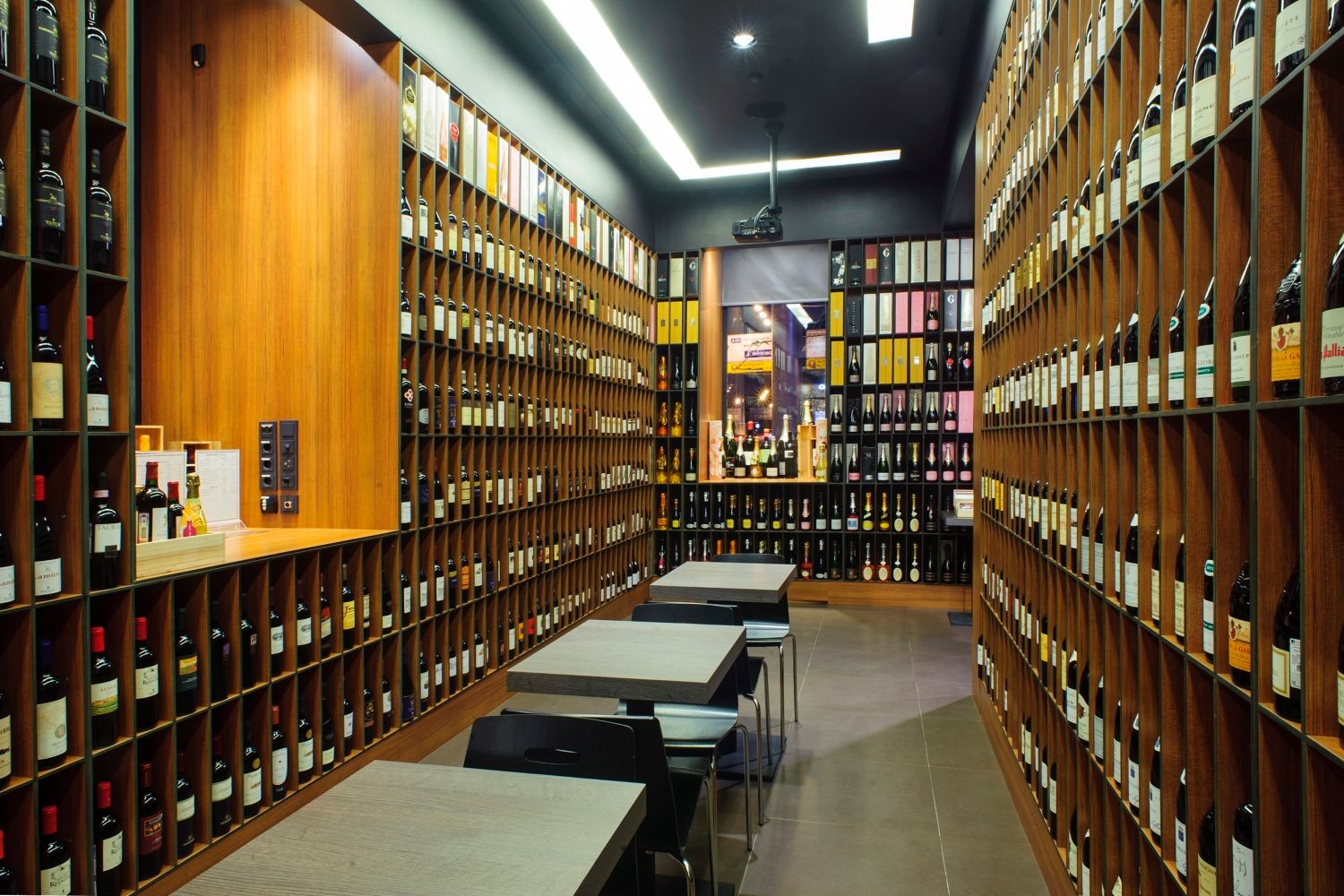 Винотека SimpleWine Ленинский