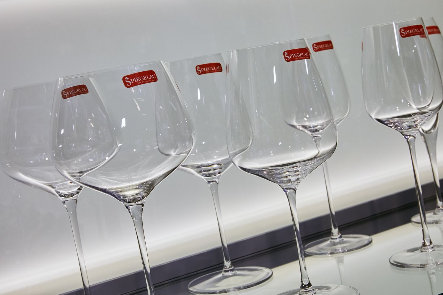 Винотека SimpleWine Neva Towers