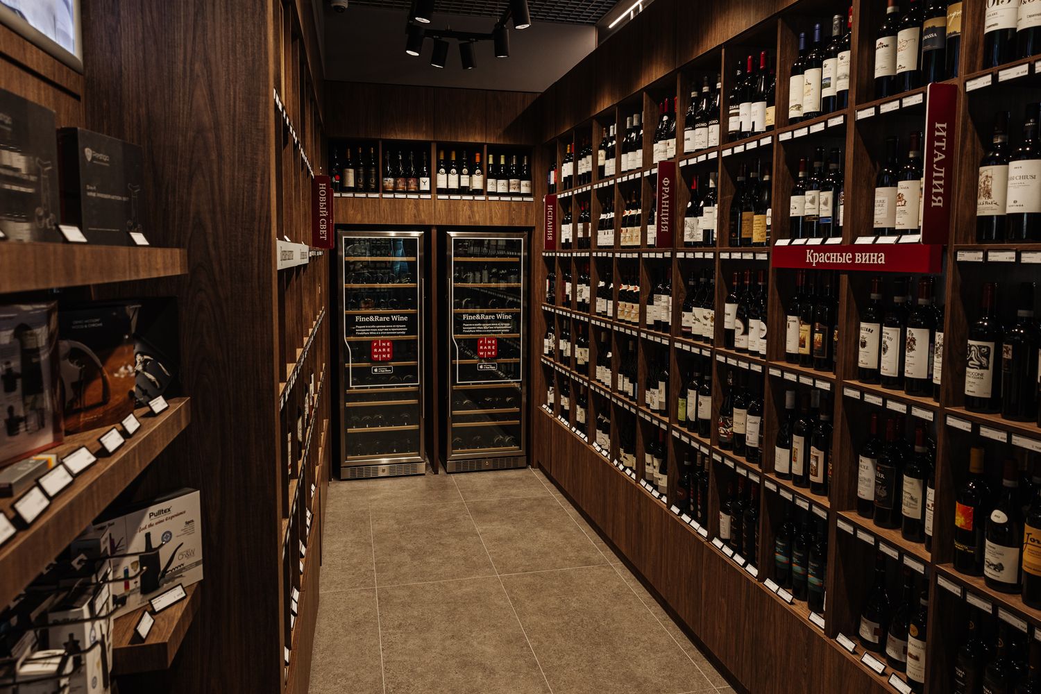 Винотека SimpleWine Novaya Riga Outlet