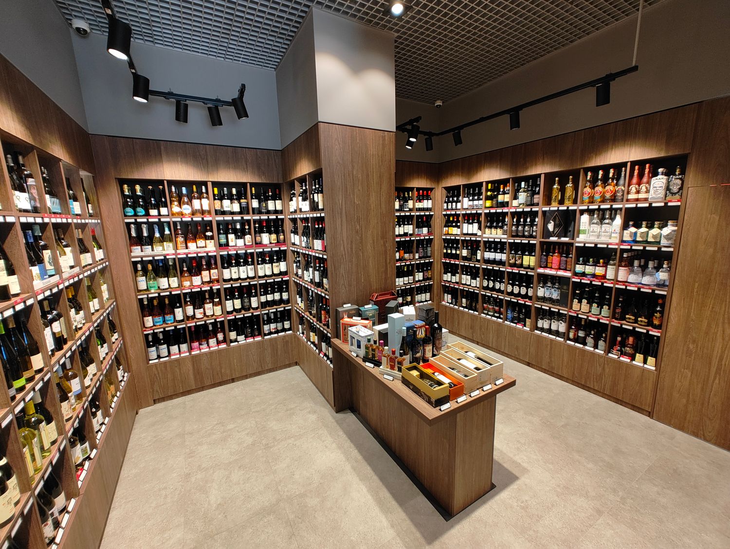 Винотека SimpleWine ЖК Symphony 34