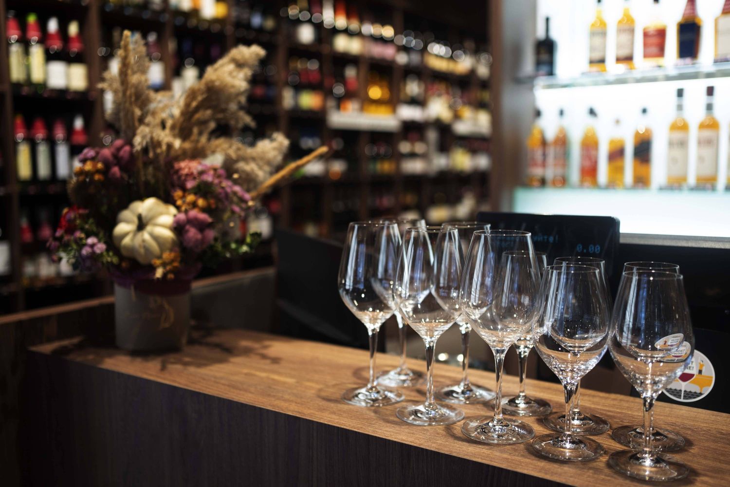 Simplewine просп михаила нагибина 32и фото SimpleWine, alcoholic beverages, Khimki, mikrorayon IKEA, 1 Yandex Maps