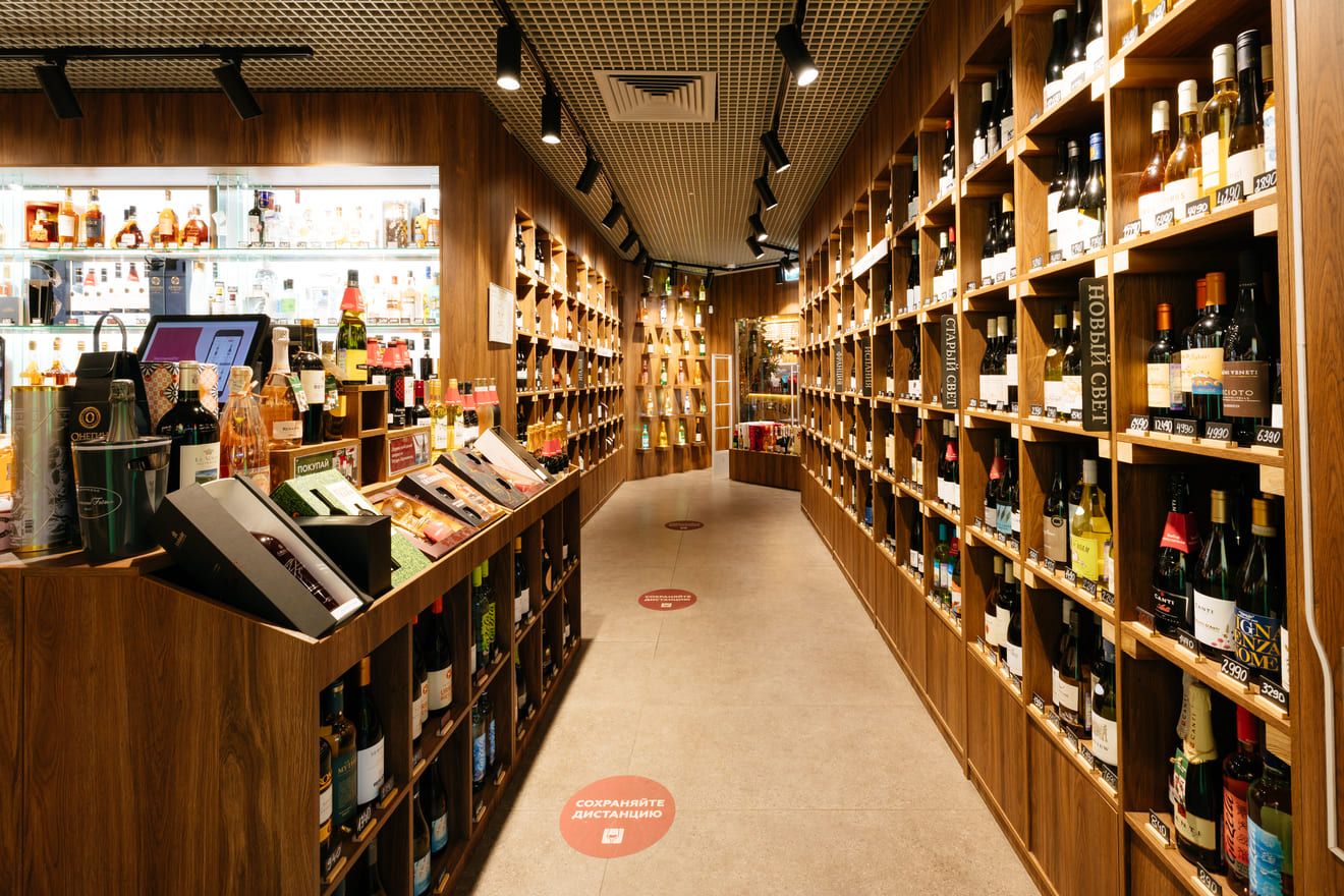 Винотека SimpleWine и бар SimpleBar Черемушкинский рынок