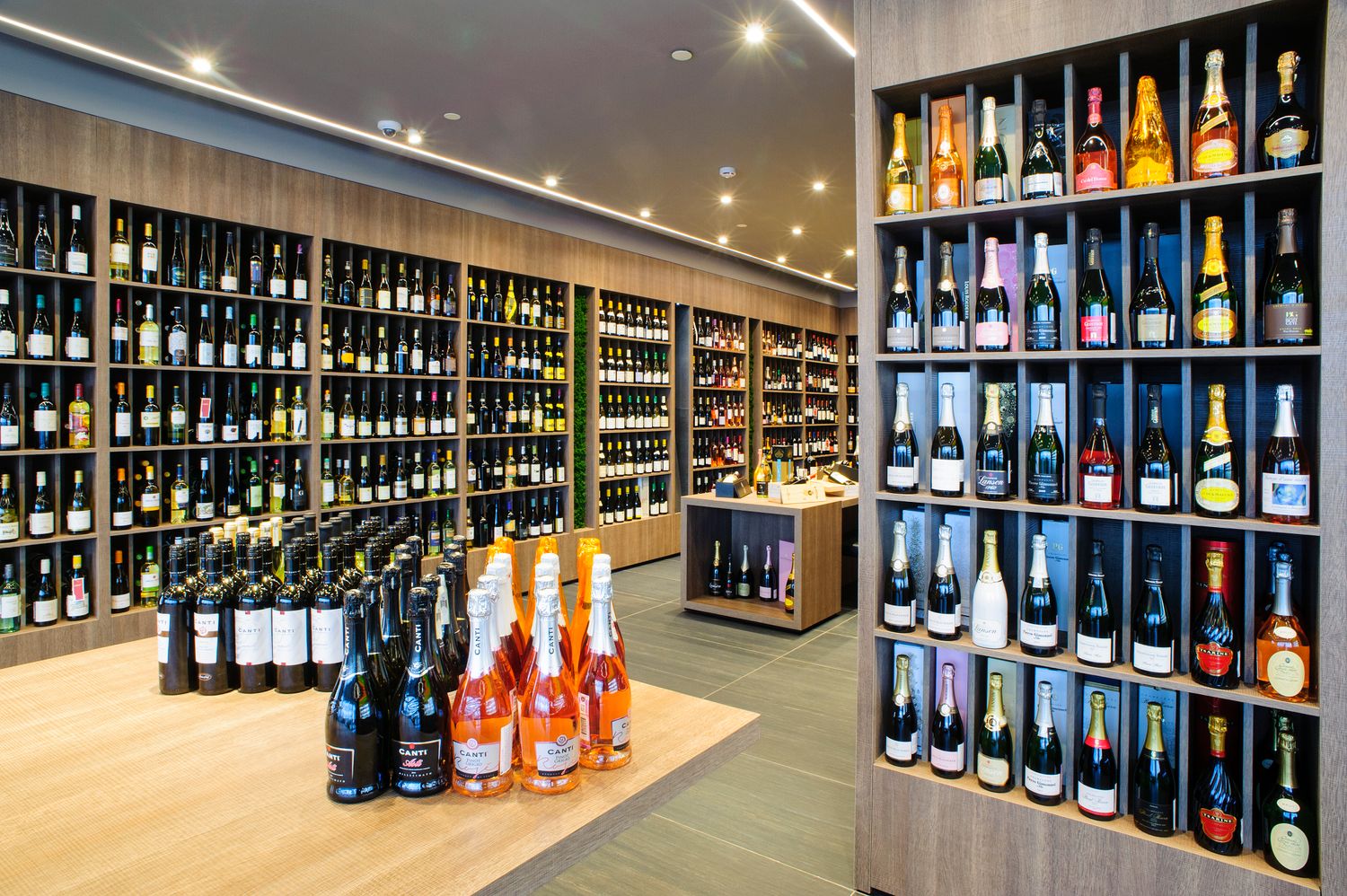 Винотека SimpleWine Пречистенка