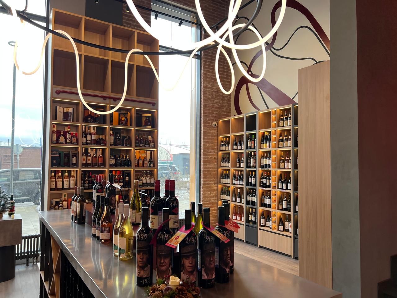 Винотека Wine & Whiskey by Simple Заречье