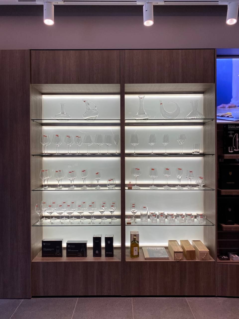 Винотека-Флагман SimpleWine Ленинградка